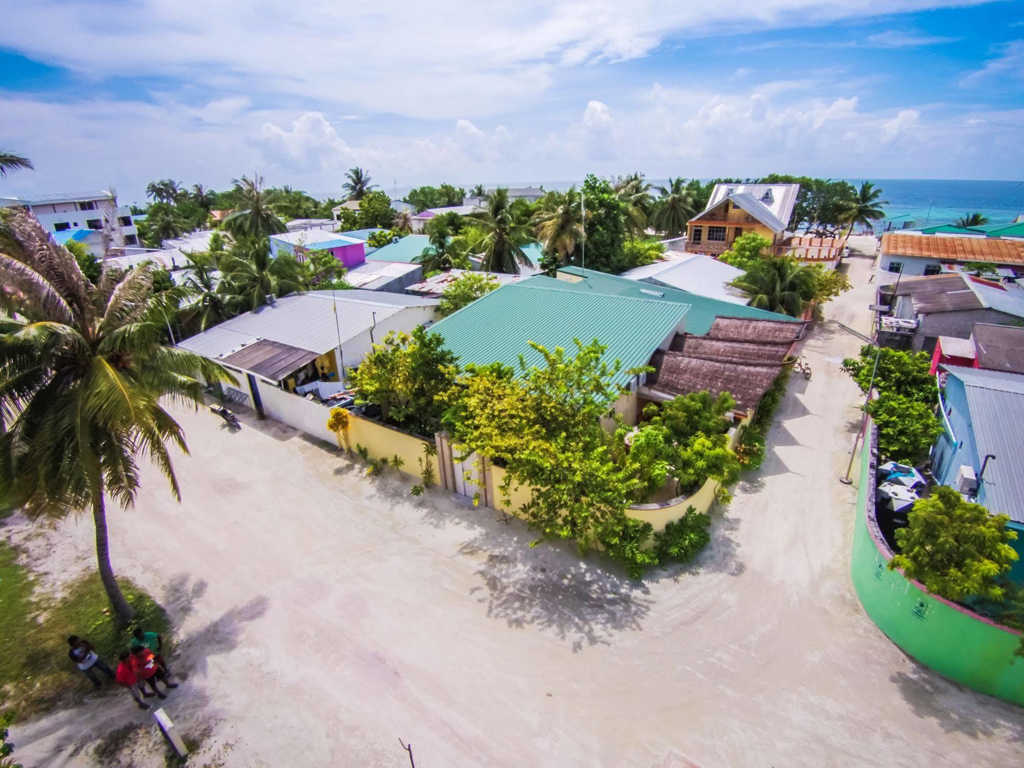 Arena Lodge Sky Maafushi Luaran gambar